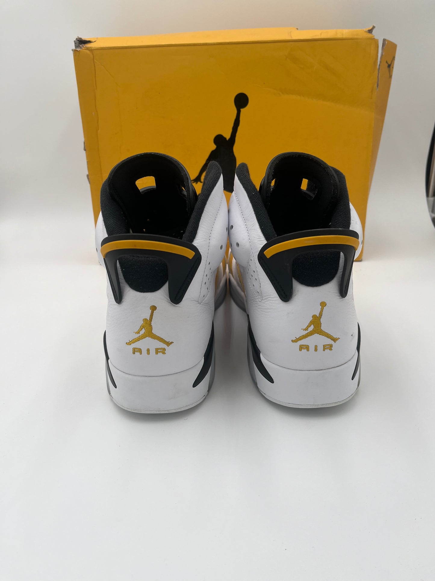 Jordan 6 ochre