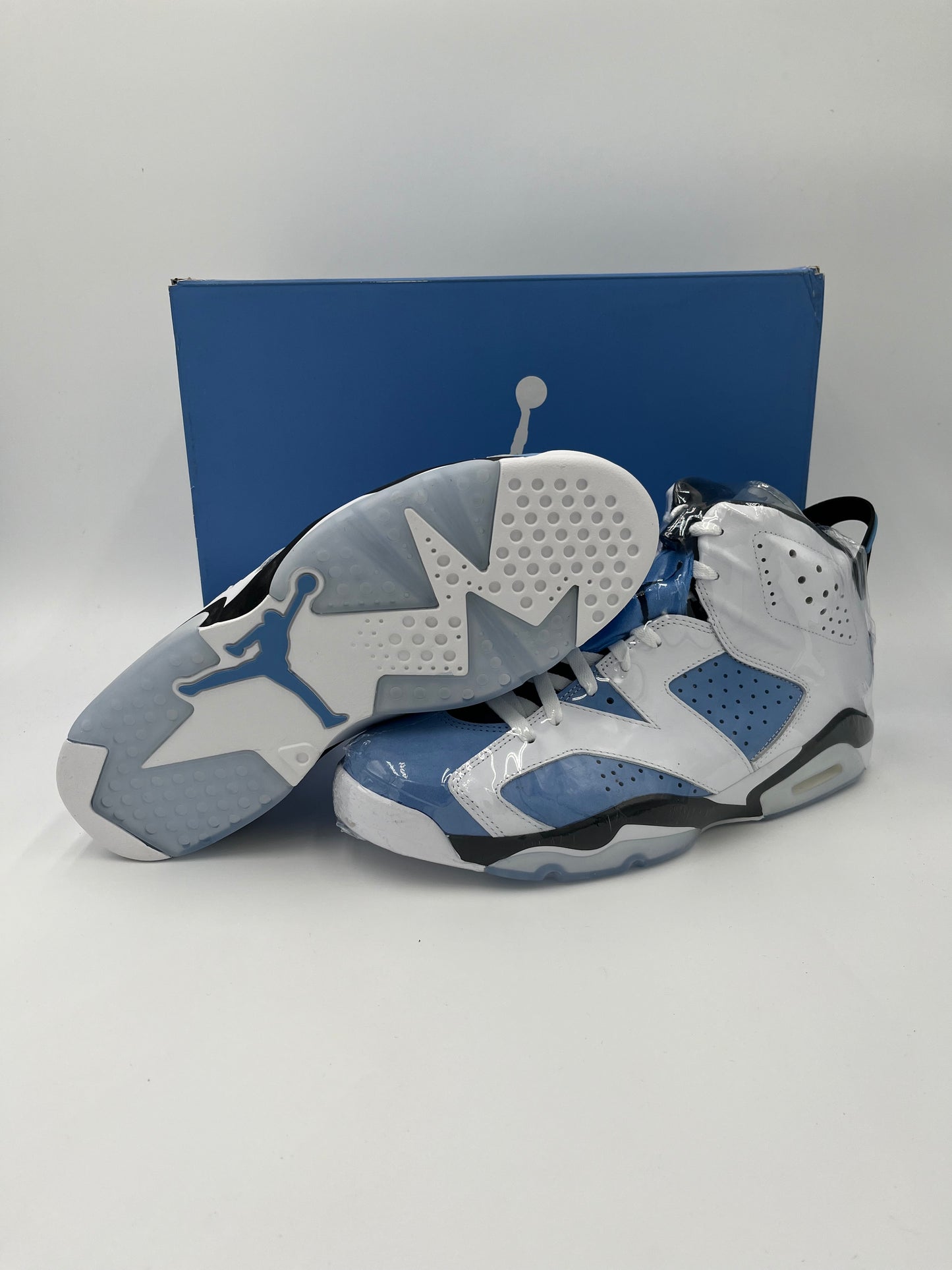 Jordan 6 unc