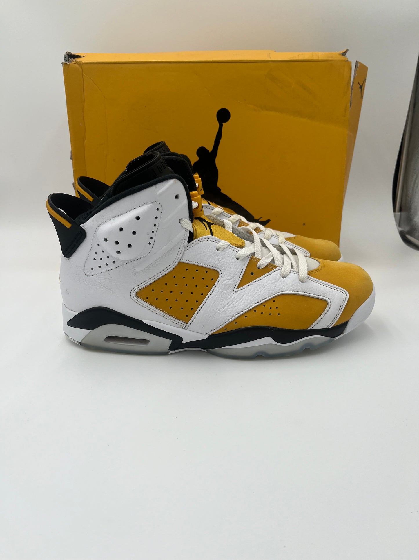 Jordan 6 ochre