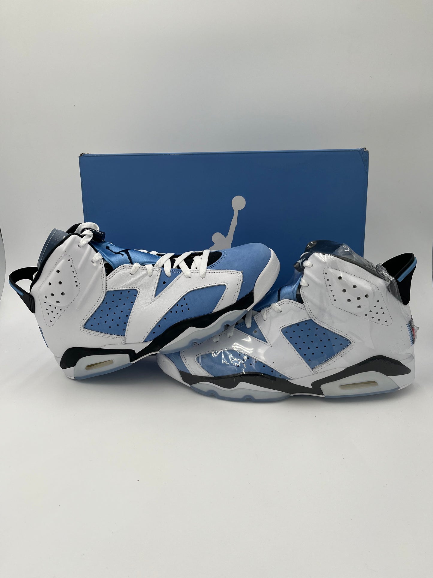 Jordan 6 unc