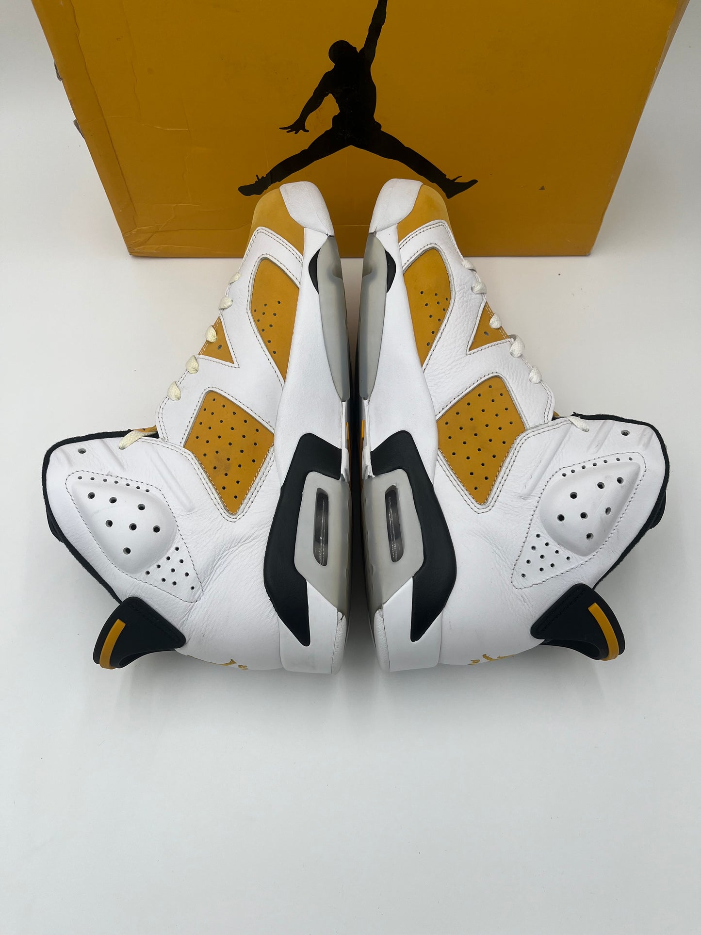 Jordan 6 ochre