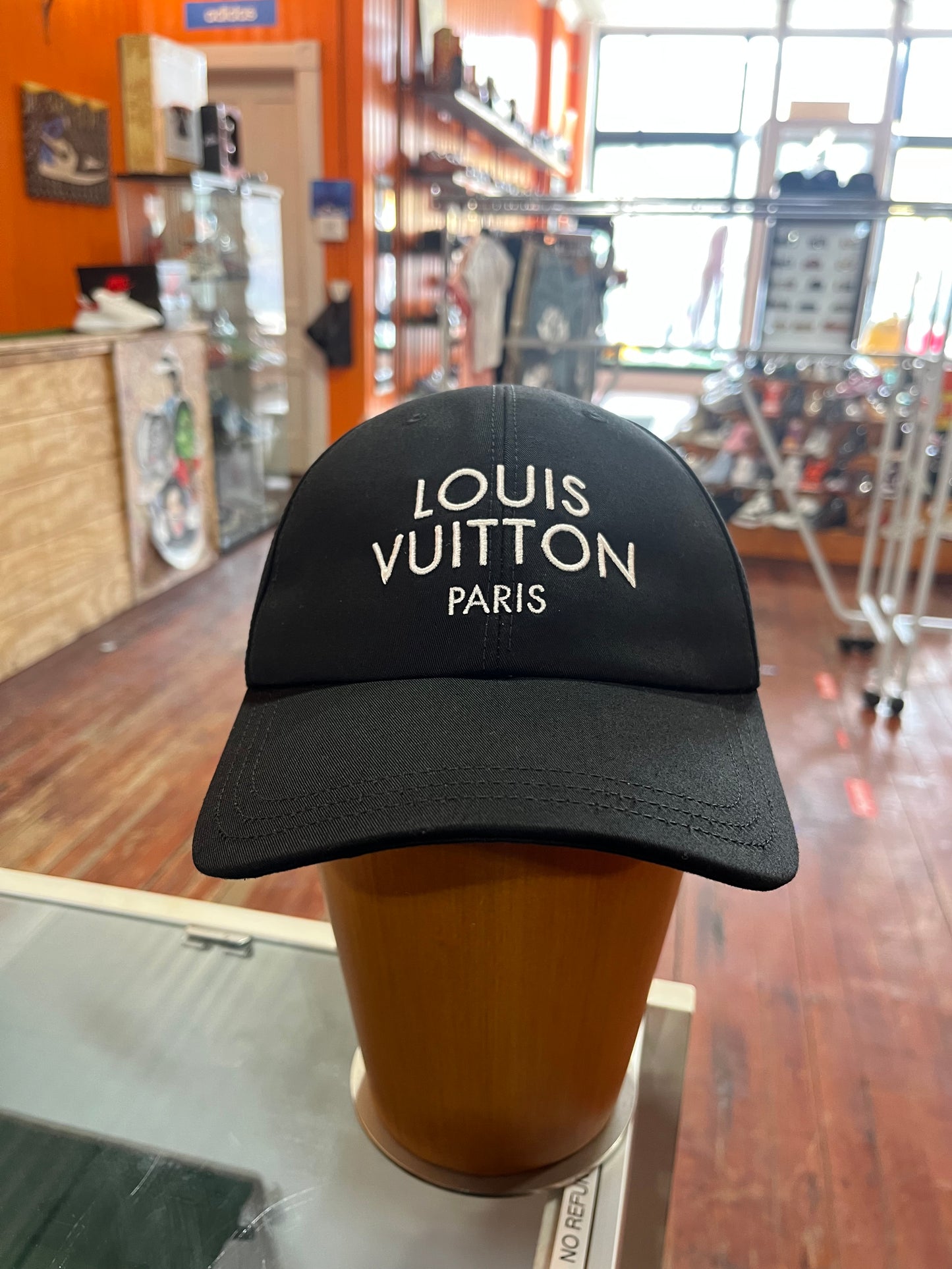 Louis Vuitton Paris cap